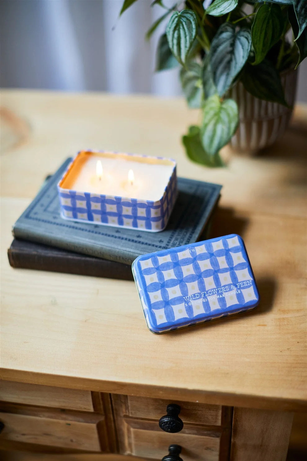 Everyday Tin - Wild flowers & fern