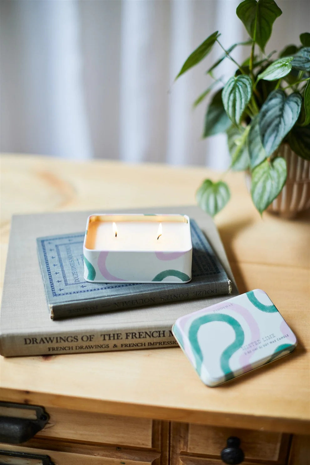 Everyday Tin - Misted lime